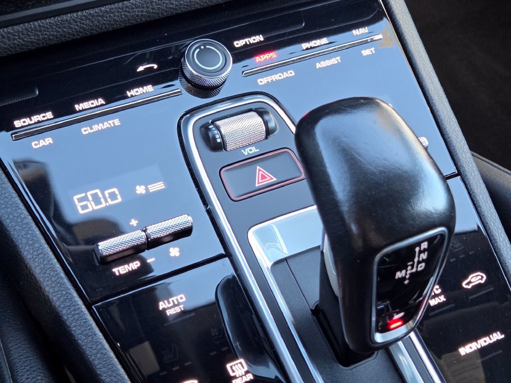 2020 Porsche Cayenne Base - Photo 15