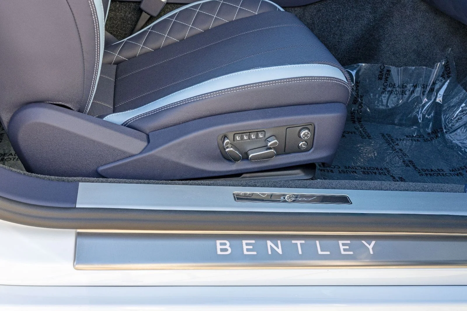 Used 2024 Arctica Bentley Speed image 12