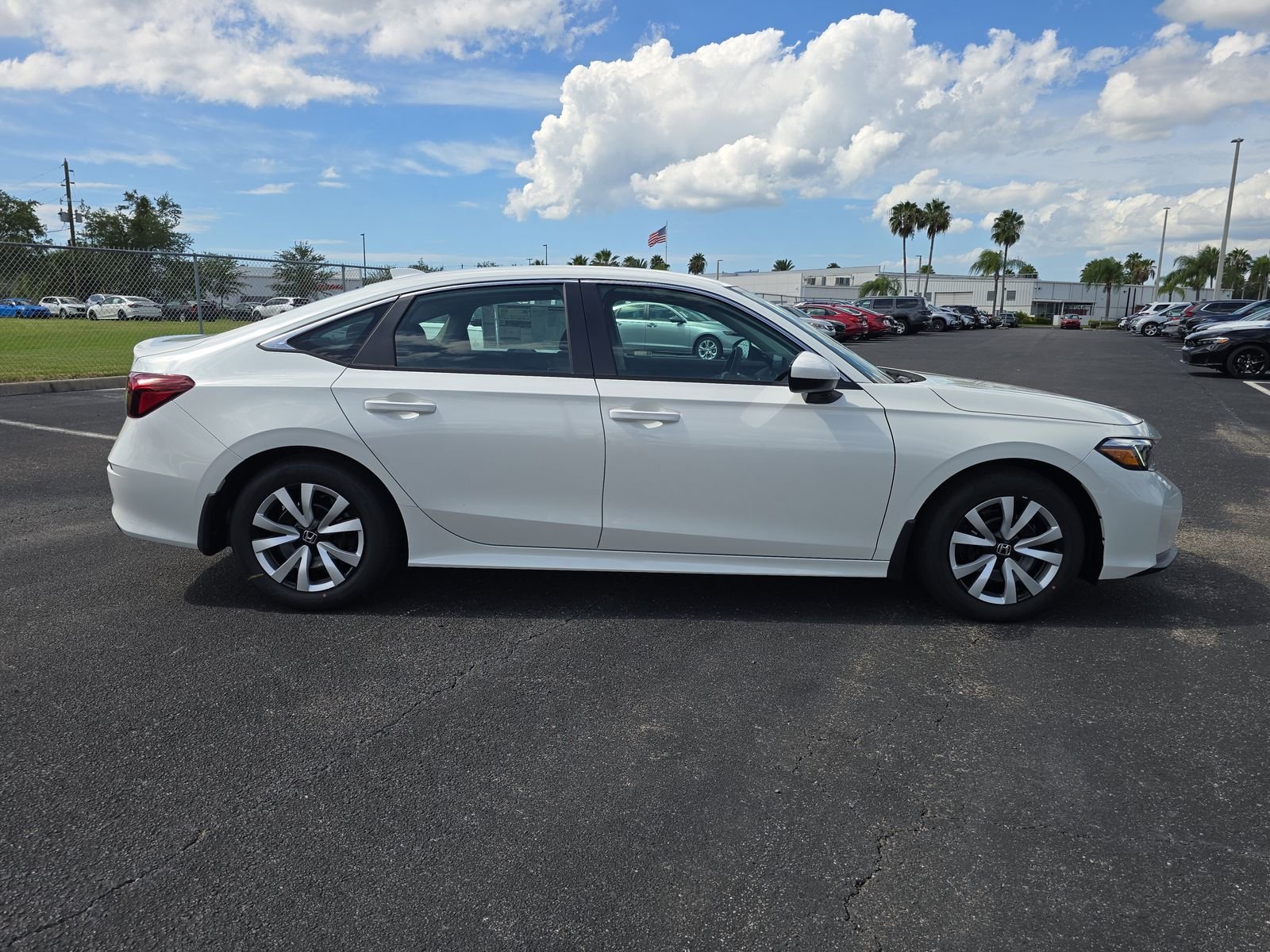 New 2026 Platinum White Pearl Honda LX image 3