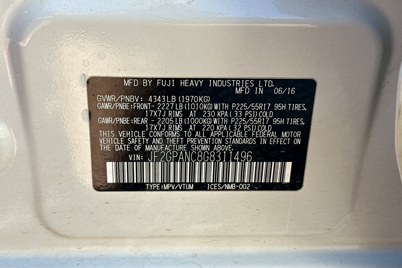 Used 2016 White Subaru 2.0i Limited image 31