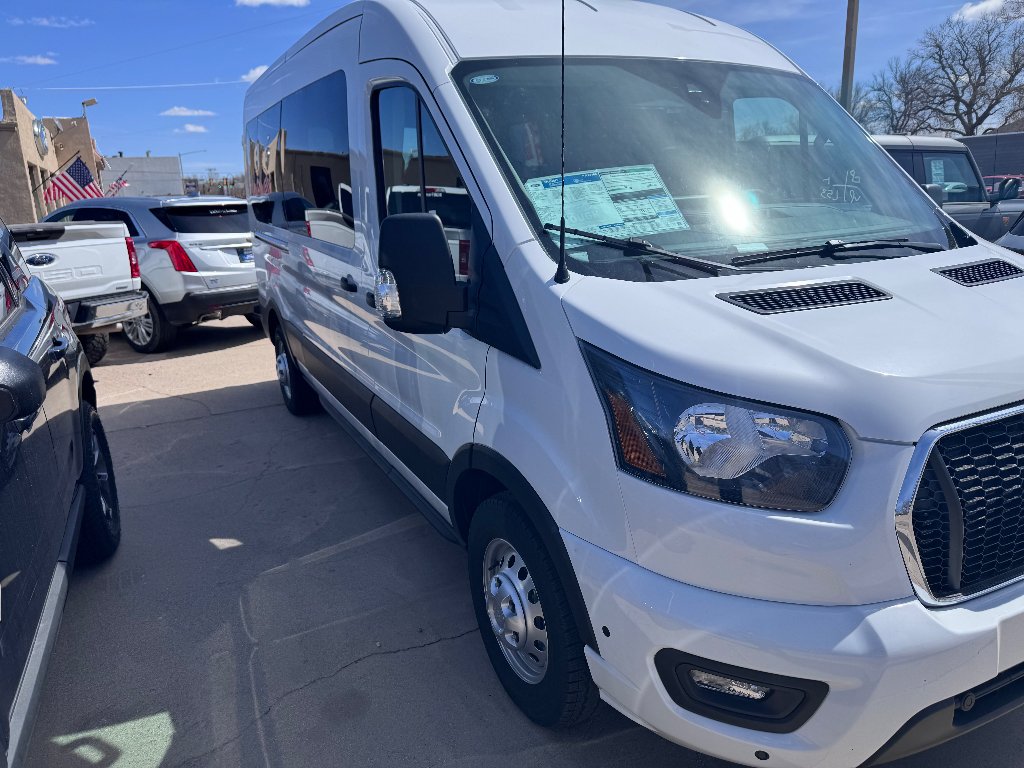 Used 2025 OXFORD WHITE Ford XLT image 3