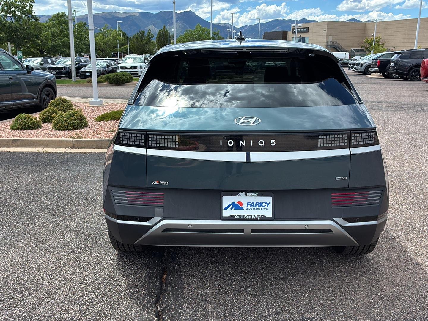 Used 2023 Digital Teal Hyundai SEL image 7