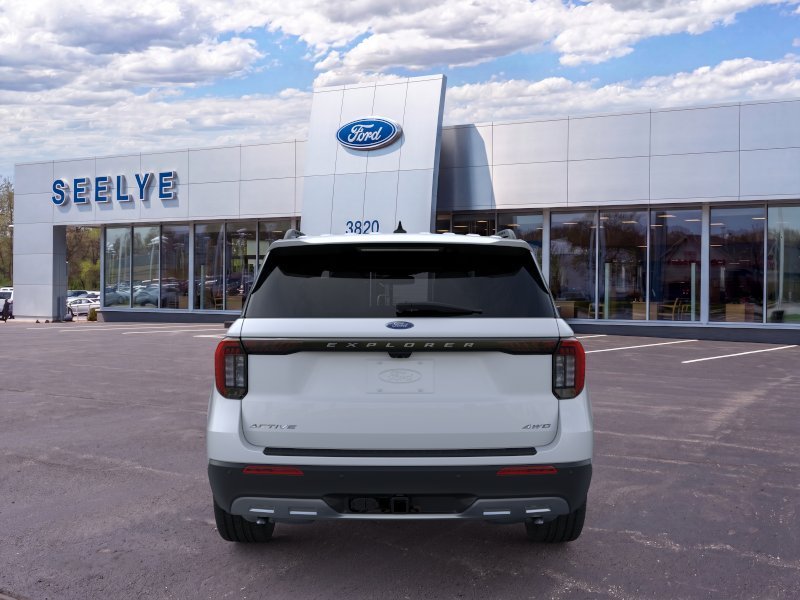 New 2026 Space White Metallic Ford Active image 6