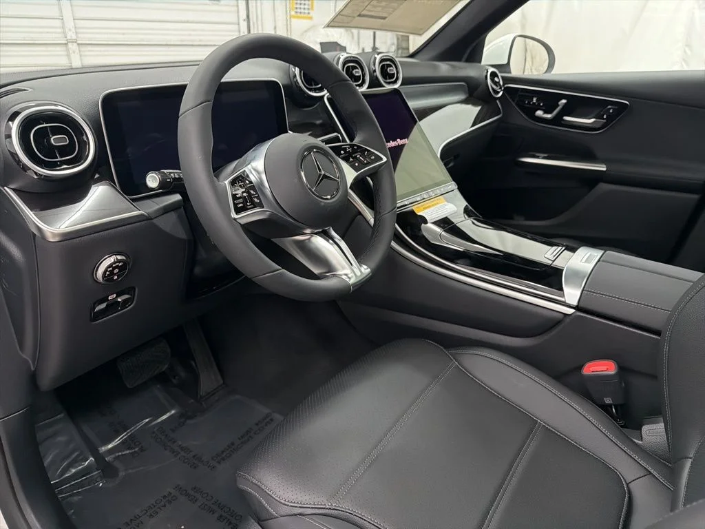Certified Used 2026 White Mercedes-Benz GLC 300 image 13