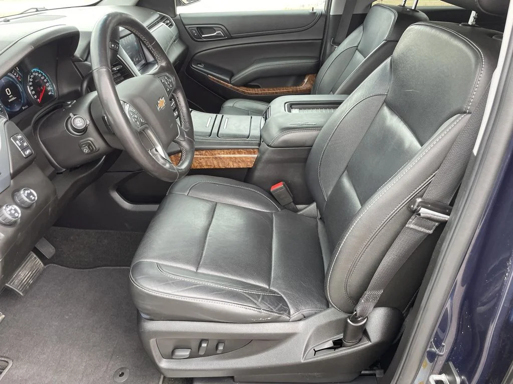 Used 2018 Blue Velvet Metallic Chevrolet Premier image 16