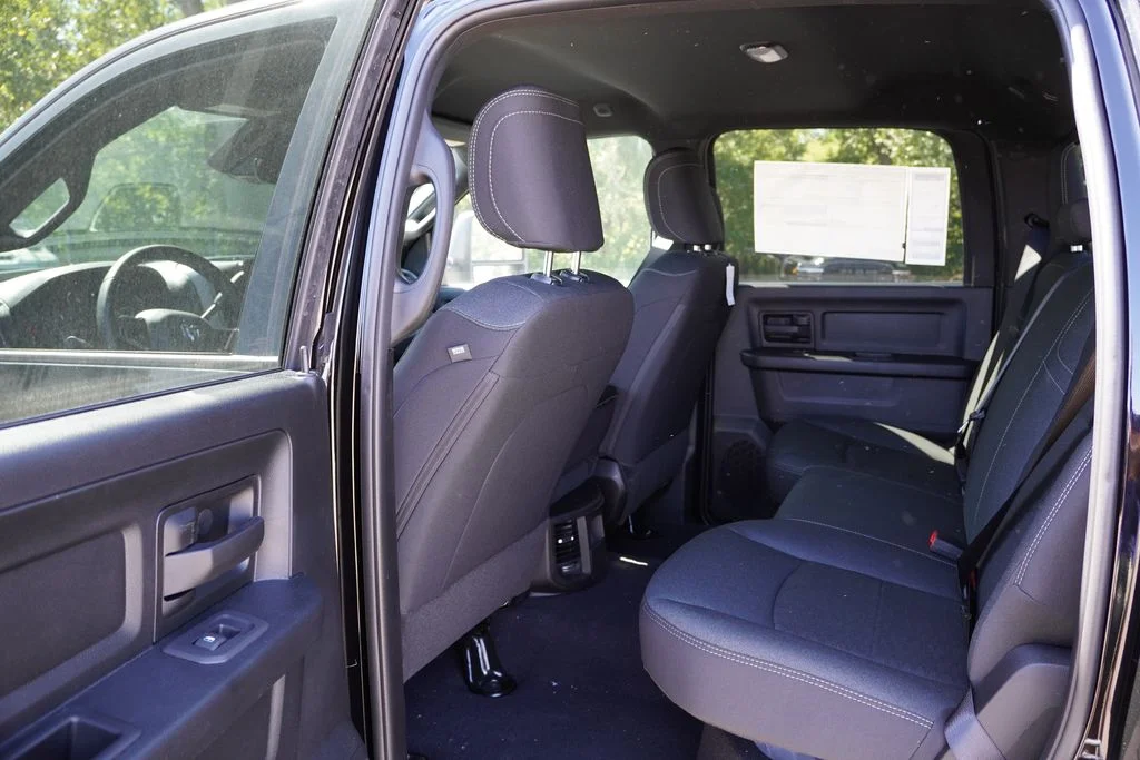 2026 RAM 3500 Tradesman - Photo 12