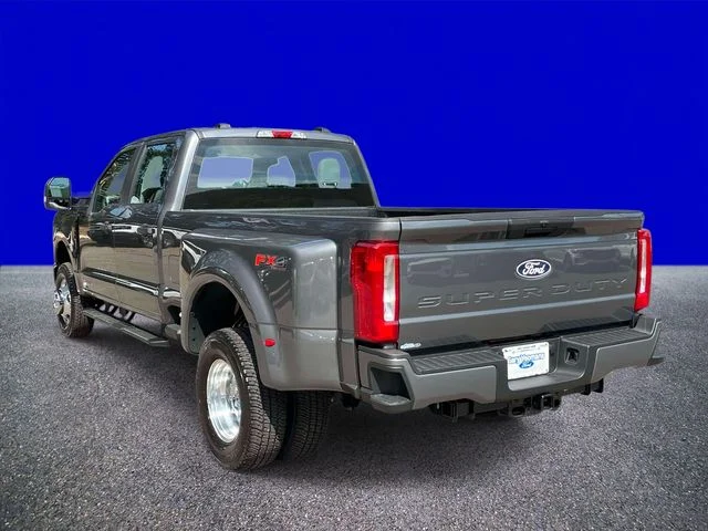 New 2027 Gray Ford XL image 5
