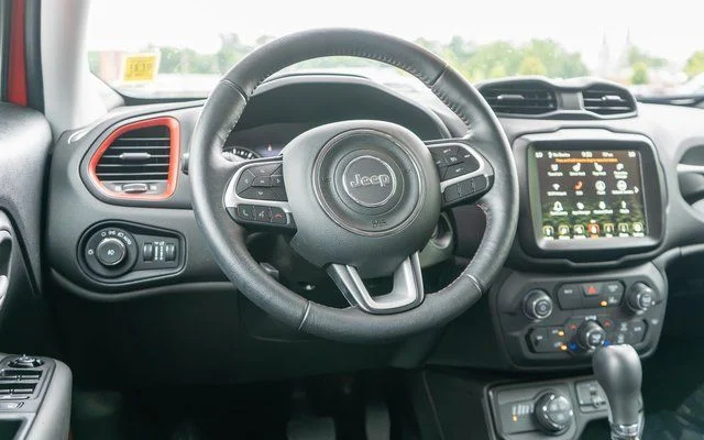 Used 2023 Red Jeep Trailhawk image 15