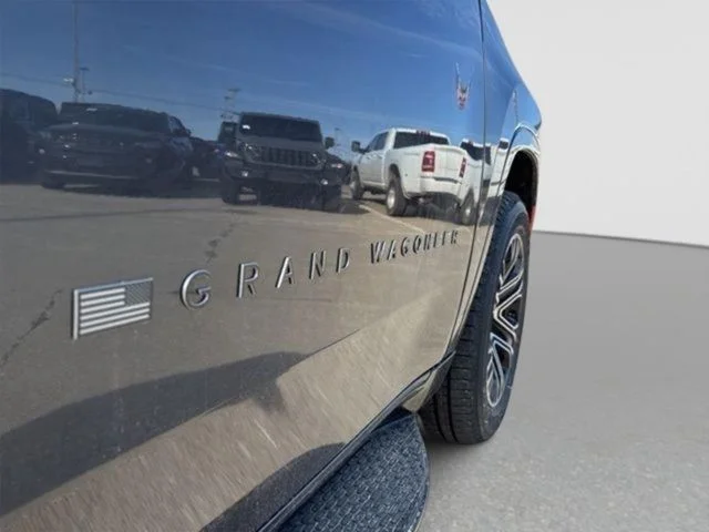 New 2026 Baltic Gray Metallic Clearcoat Jeep  image 35