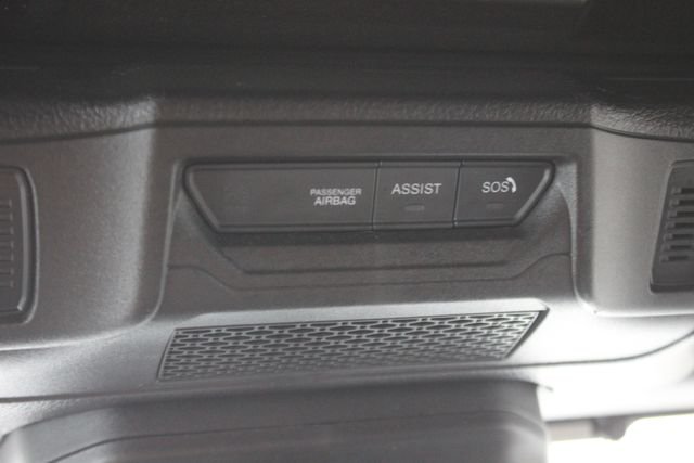 Used 2024 White Jeep Sport S image 12