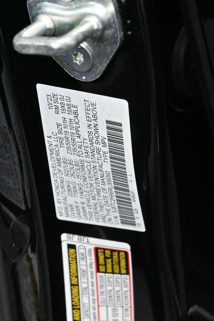 Used 2024 Majestic Black Pearl Acura SH-AWD w/Tech image 41