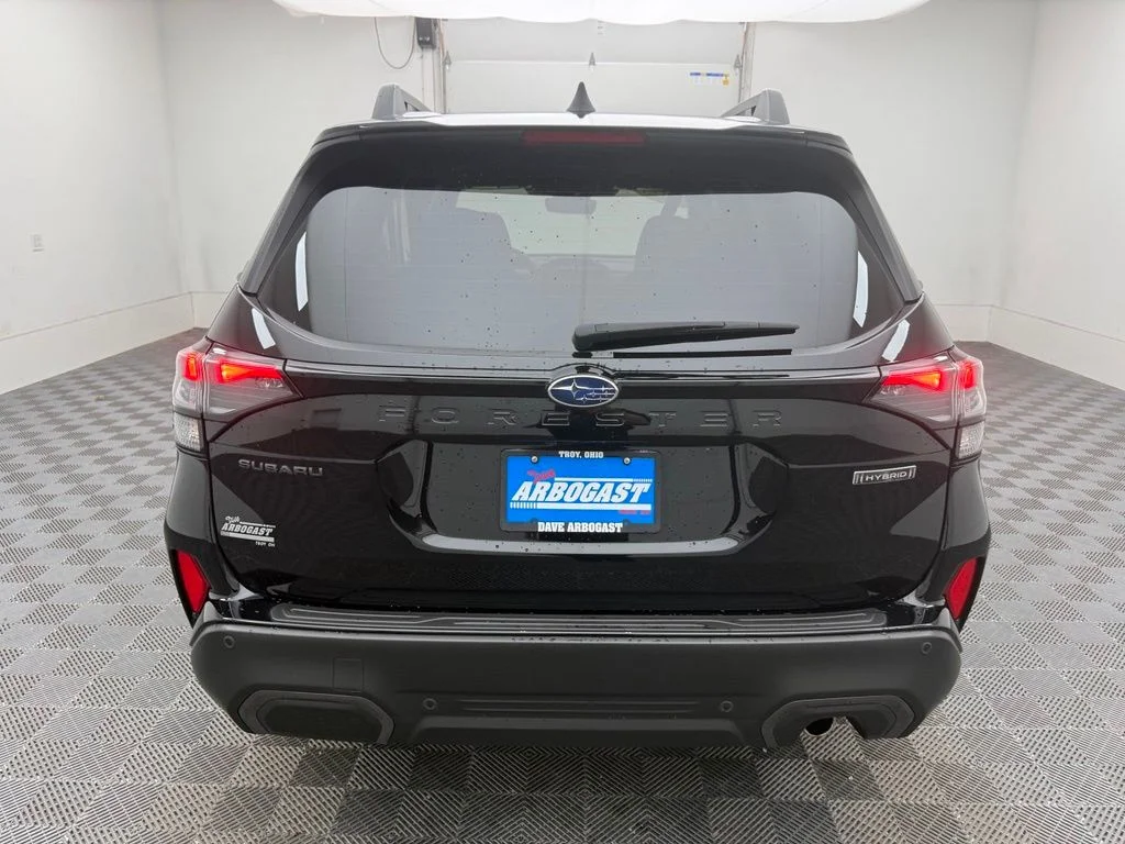 Used 2025 Black Subaru Limited image 9