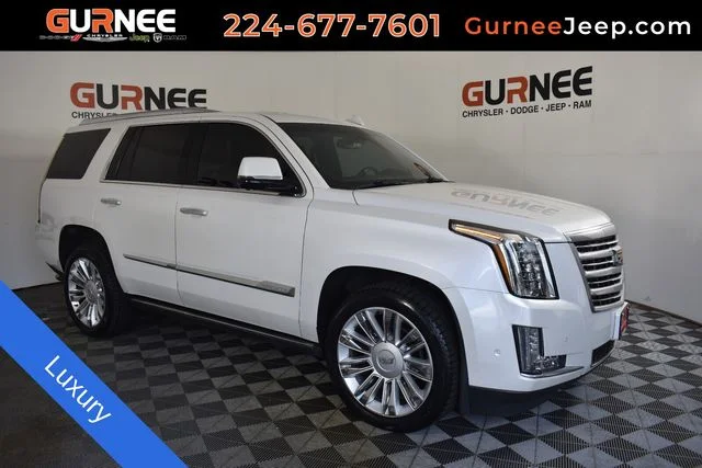 2017 Cadillac Escalade AWD Platinum's photo
