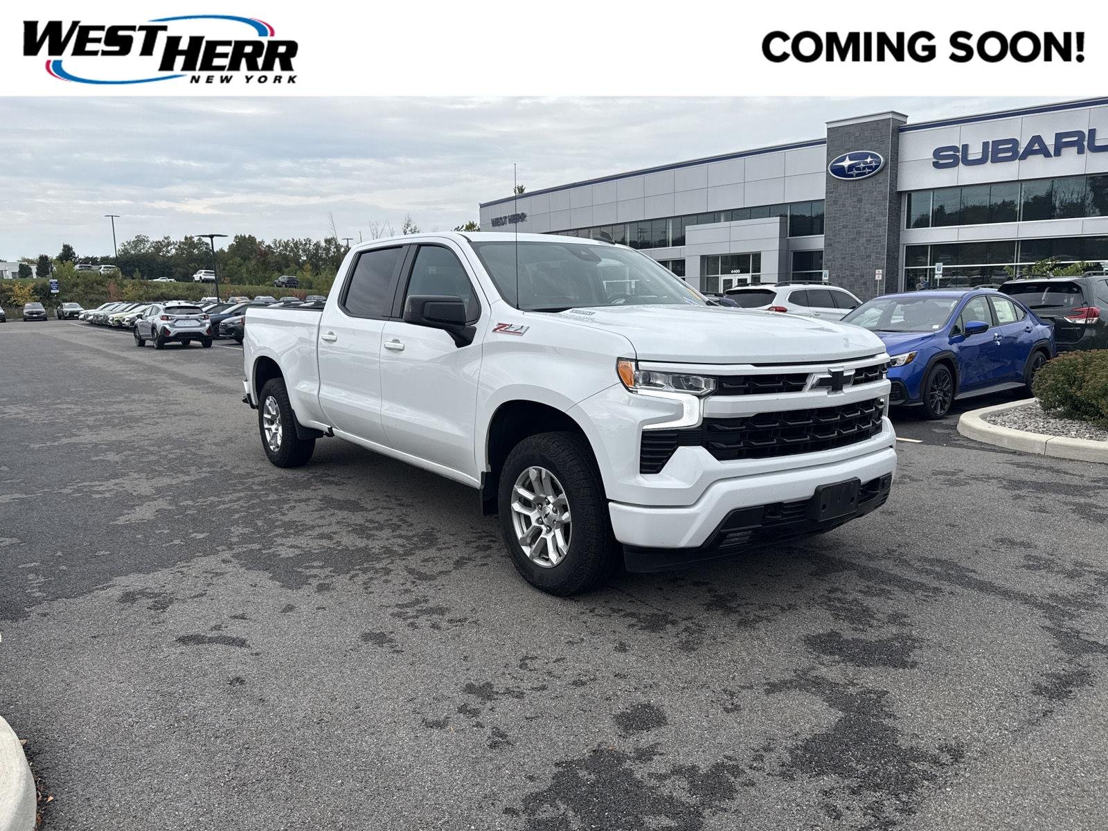 Used 2025 Summit White Chevrolet RST image 1