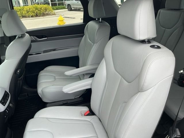 Used 2021 Silver Hyundai SEL image 21