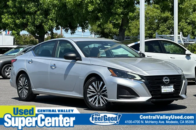 2024 Nissan Altima 2.5 SV