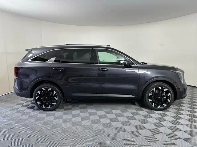 2025 Kia Sorento EX - Photo 8