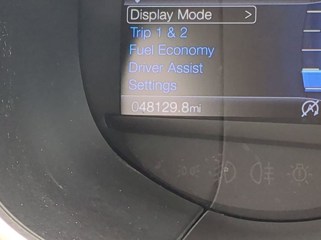 2021 Ford Edge SE - Photo 34