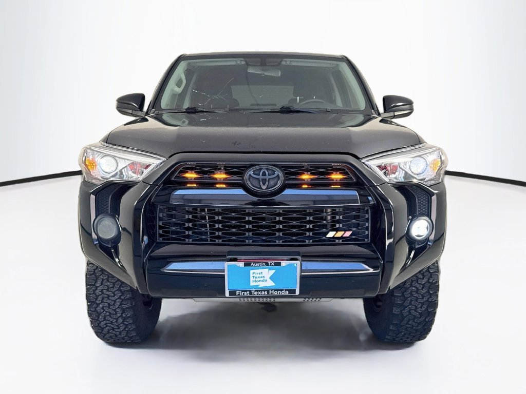 Used 2018 Midnight Black Metallic Toyota SR5 image 2