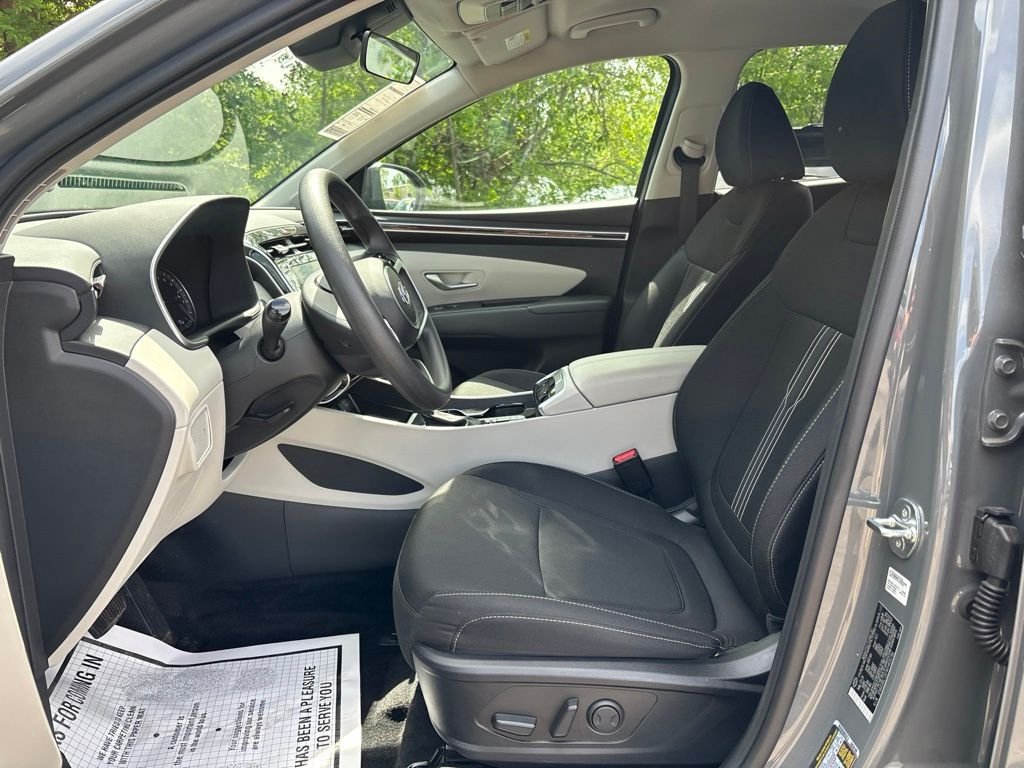 Used 2024 Gray Hyundai SEL image 15