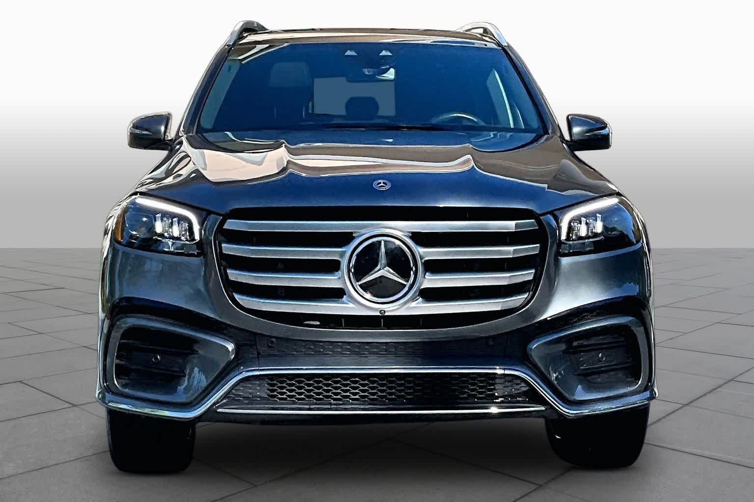 Used 2024 Selenite Grey Metallic Mercedes-Benz GLS 450 image 4