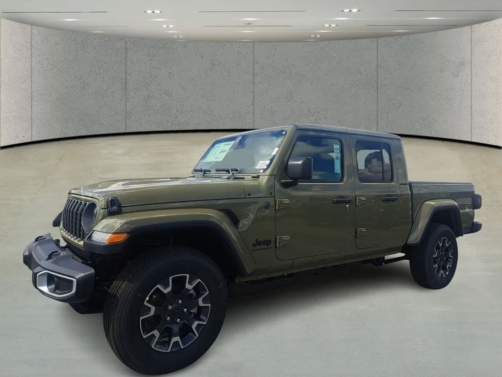 2026 Jeep Gladiator Sahara Auto's photo