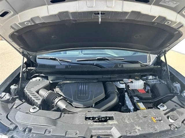 Used 2025 GRAY GMC AWD Elevation image 11