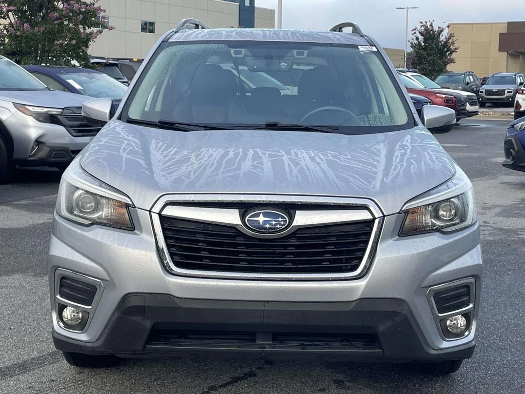 Used 2020 Ice Silver Metallic Subaru Limited image 25