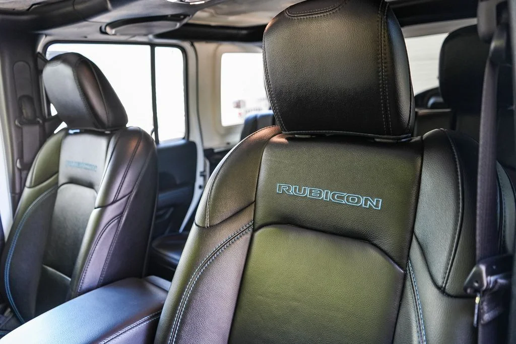 Used 2022 White Jeep Unlimited Rubicon 4xe image 22
