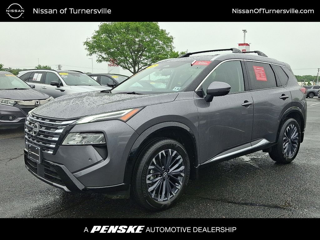 2025 Nissan Rogue Platinum AWD's photo