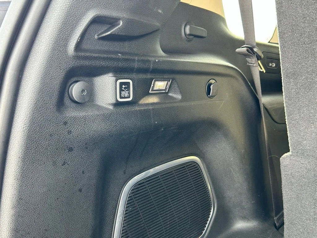 Certified Used 2022 White Jeep Limited image 45