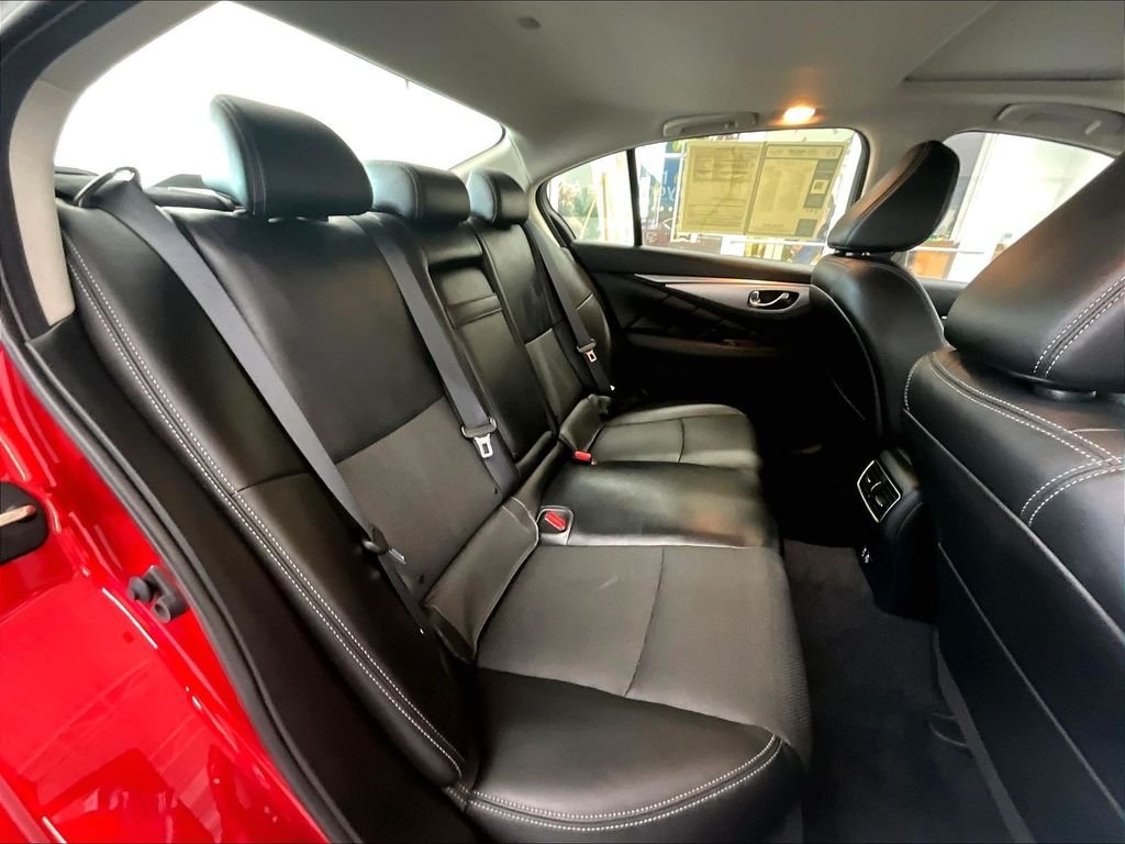 Used 2023 Dynamic Sunstone Red INFINITI LUXE image 16