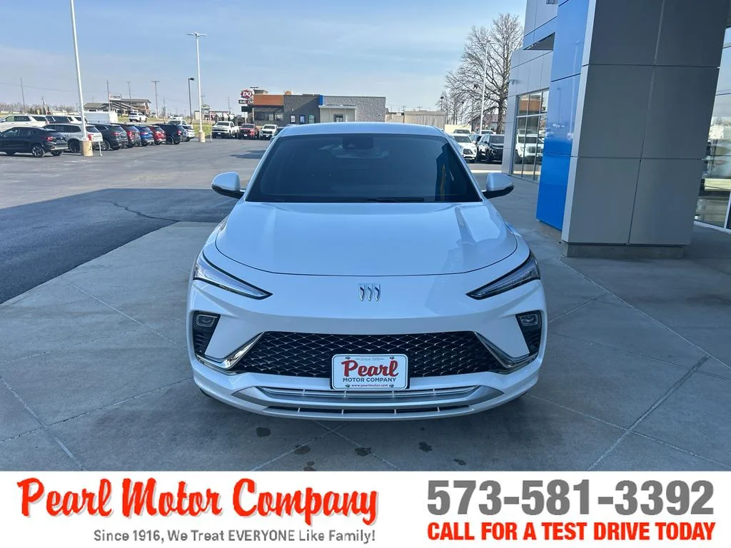 New 2026 White Frost Tricoat Buick Avenir image 2