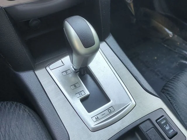 Used 2010 Blue Subaru 2.5i Premium image 38