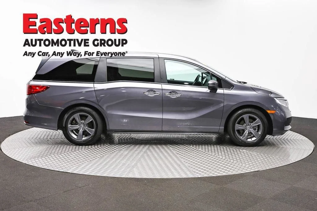 Used 2022 Gray Honda EX image 4