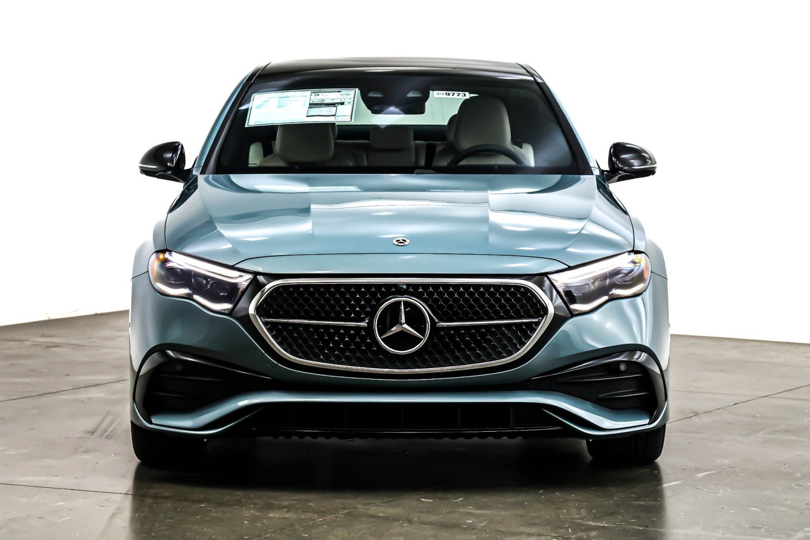 New 2026 Verde Silver Metallic Mercedes-Benz E 350 RWD Sedan image 2