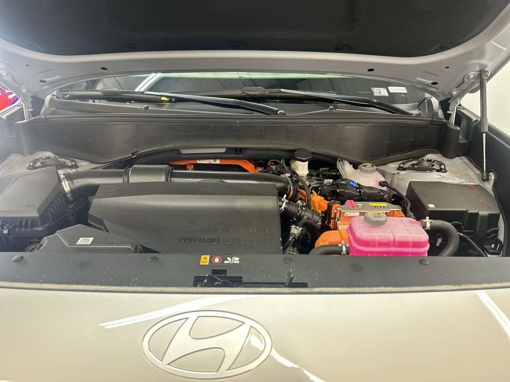 New 2026 Silver Metallic Hyundai SEL 8P image 34