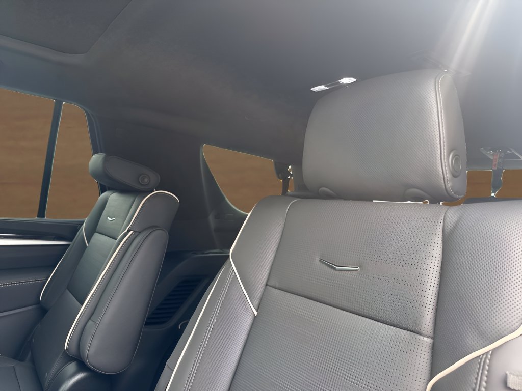 2026 Cadillac Escalade Luxury - Photo 24