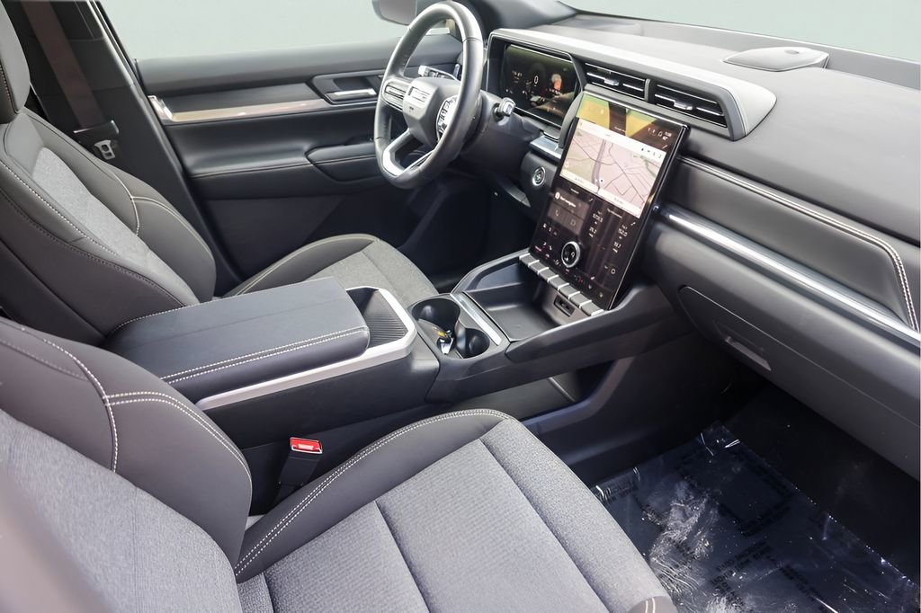 Used 2026 Summit White GMC Elevation image 30