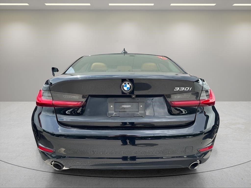 Used 2021 Jet Black BMW 330i image 5