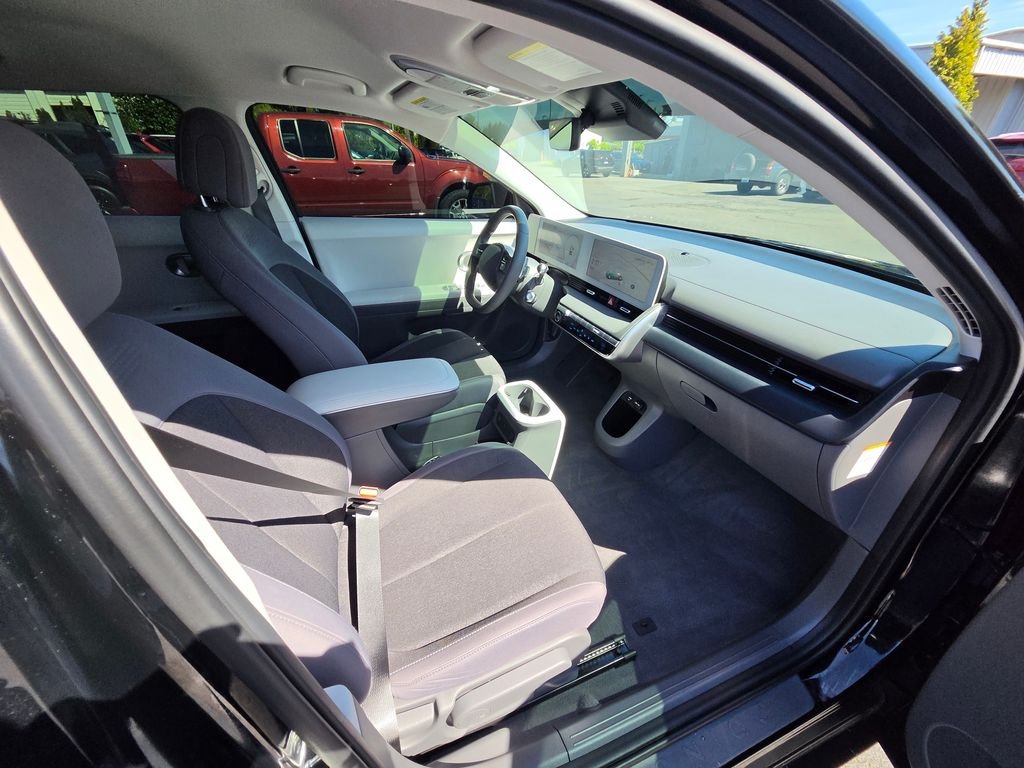 Used 2024 Black Hyundai SEL image 20