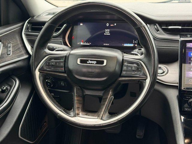 Used 2021 Black Jeep Limited 4x4 image 15