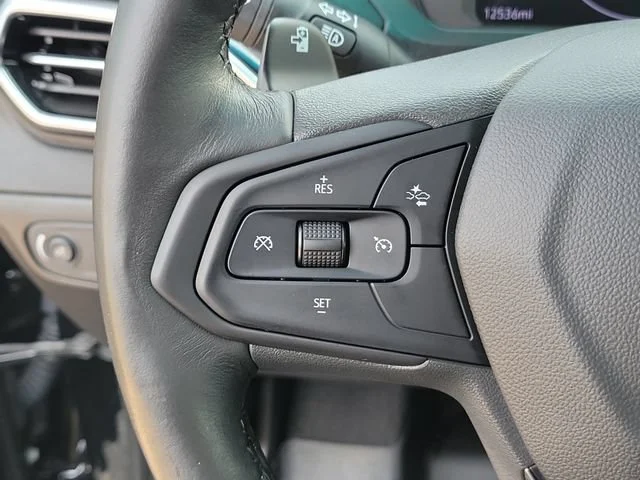 2023 Chevrolet Bolt EV 2LT - Photo 30