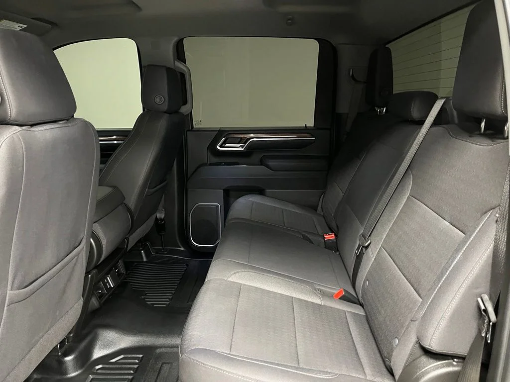 Used 2025 Gray Chevrolet LT image 45