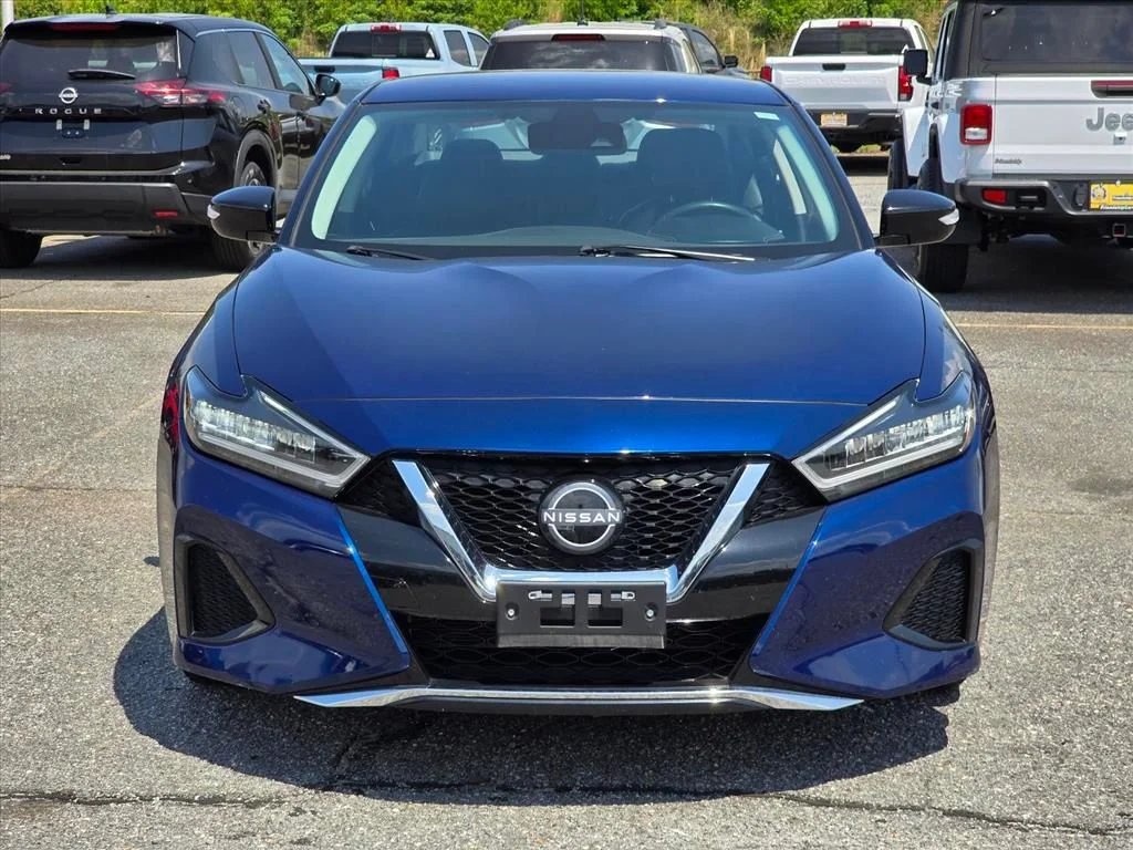 Used 2023 Blue Nissan SV image 22