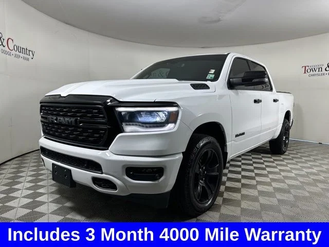 2023 RAM 1500 Big Horn/Lone Star 4x4 Crew Cab 5'7's photo