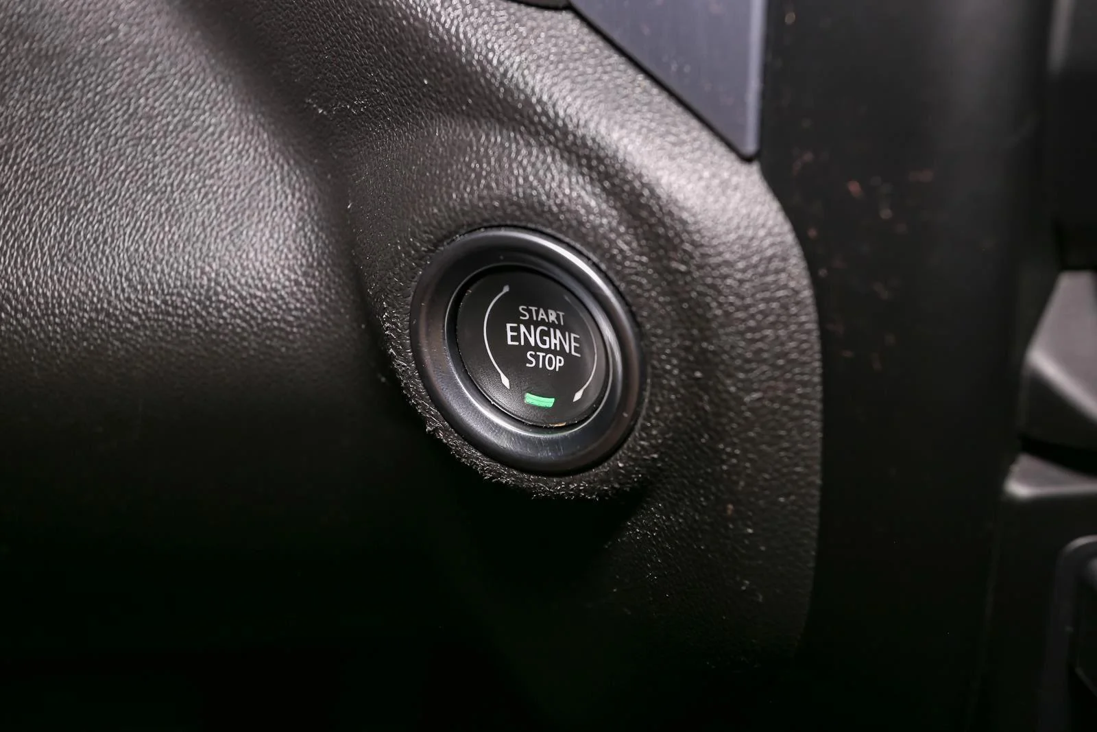 Used 2021 Onyx Black GMC SLT image 37