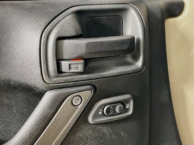 2017 Jeep Wrangler Unlimited Freedom Edition - Photo 9