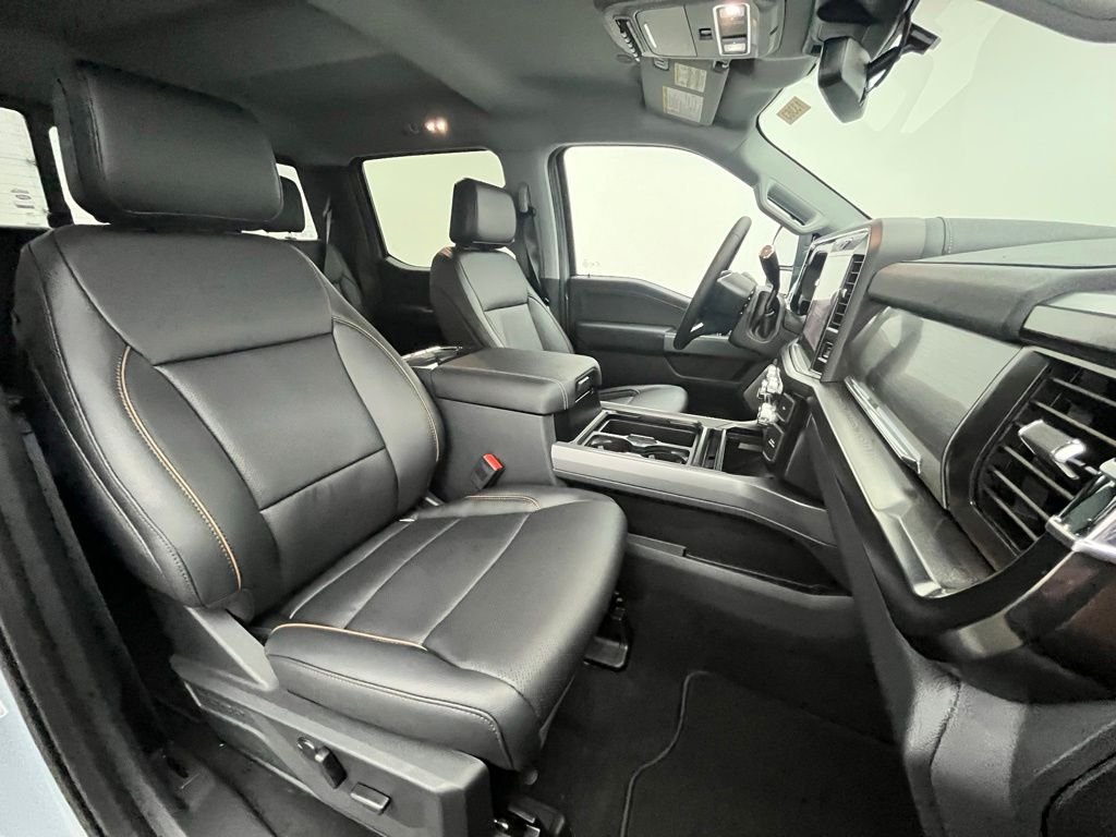 New 2026 Gray Ford Lariat image 30