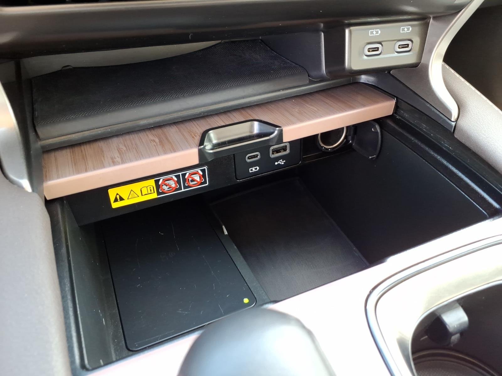 Certified Used 2023 Iridium Lexus Luxury image 9